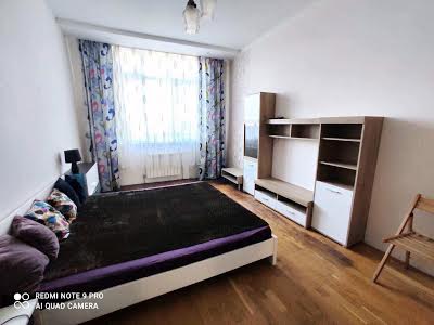 квартира за адресою Гната Хоткевича вул. (Червоногвардійська), 12