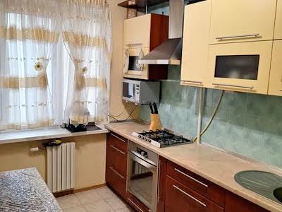 квартира за адресою Одеса, Середня вул., 61