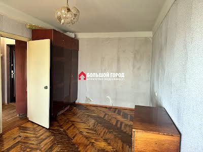 квартира за адресою Чарівна вул., 46