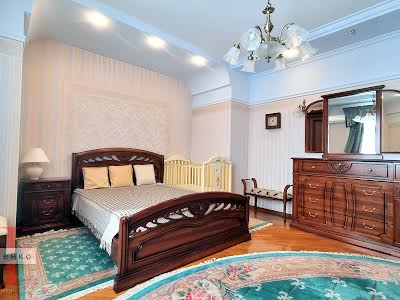 квартира за адресою Лєскова вул., 1А
