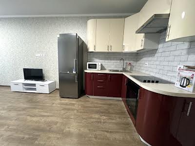 квартира по адресу Драгоманова ул., 2б