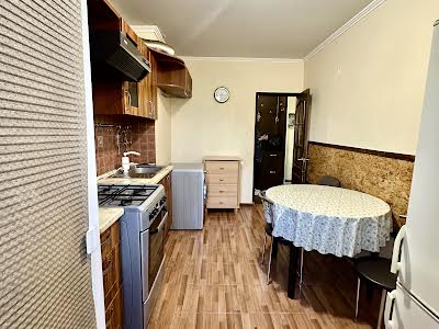 квартира по адресу Небесной Сотни просп. (Маршала Жукова), 10-Б