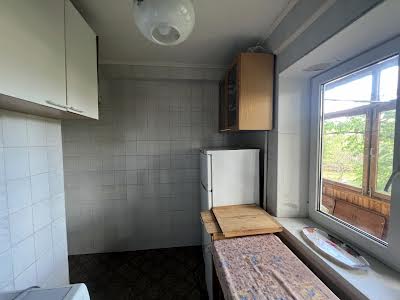 квартира за адресою Павла Тичини просп., 19