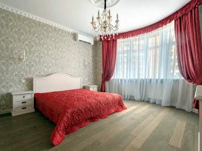 квартира за адресою Старонаводницька вул., 6б