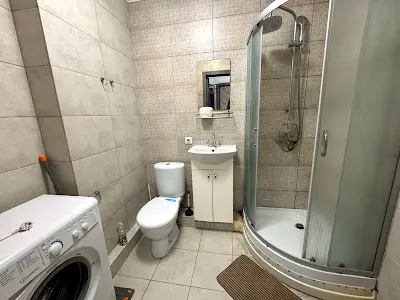 квартира за адресою Українська вул., 83Б