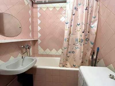 квартира по адресу Ревуцкого ул., 10/2