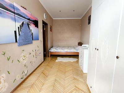 квартира за адресою Гоголівська вул., 32-Б