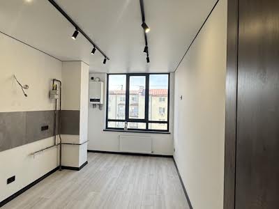 квартира за адресою Незалежності, 148а