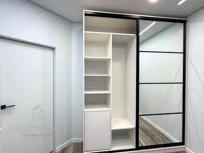 квартира за адресою Щаслива вул., 65