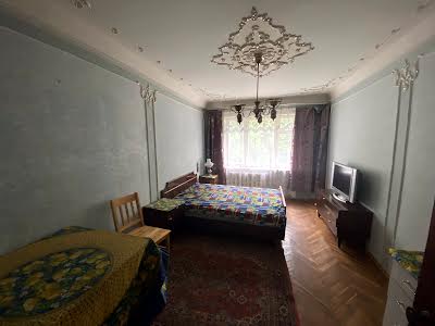 квартира за адресою Єреванська вул., 14-В