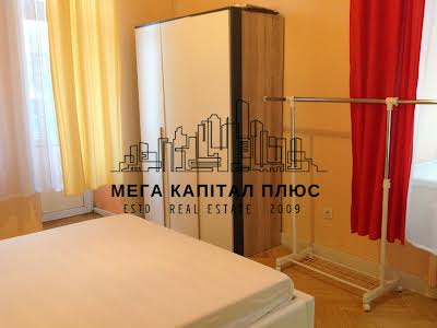 квартира за адресою Богдана Хмельницького вул., 36-А