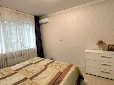 квартира за адресою Героїв Дніпра вул., 45/28