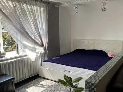 квартира за адресою Джона Маккейна вул. (Івана Кудрі), 43