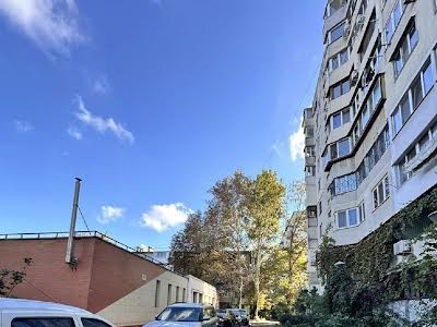 квартира за адресою Євгена Танцюри вул., 74/2