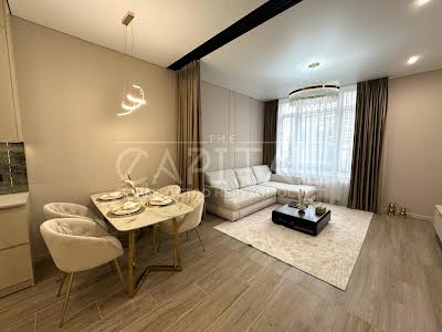 квартира за адресою Річкова вул., 4
