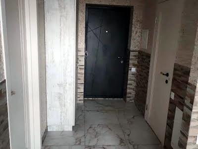 квартира за адресою Олекси Довбуша вул., 8б