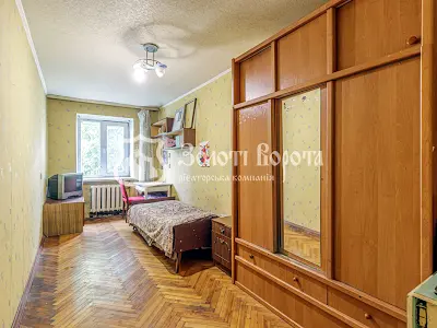 квартира за адресою Івана Їжакевича вул., 7/10