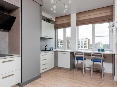квартира за адресою Юнацька вул., 6