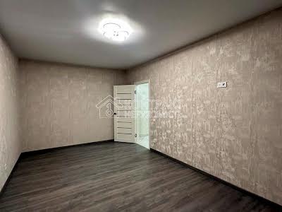 квартира по адресу Драгоманова ул., 8