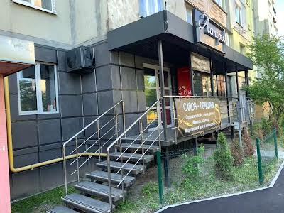 комерційна за адресою Милославська вул., 39/48