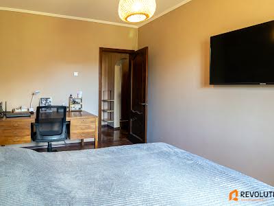 квартира за адресою Ревуцького вул., 30/1