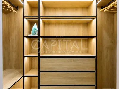 квартира по адресу Салютная ул., 2