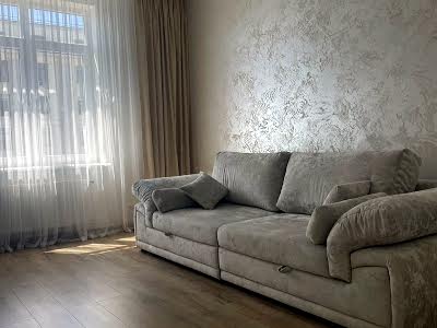 квартира по адресу Черновола просп., 75