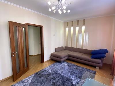 квартира за адресою Микільсько-Слобідська вул., 4-В