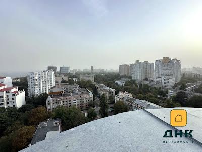 квартира за адресою Каркашадзе, 7