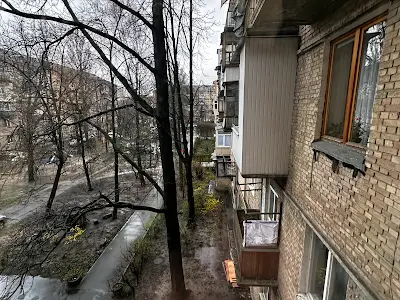 квартира за адресою Івана Світличного вул. (Петровського), 6