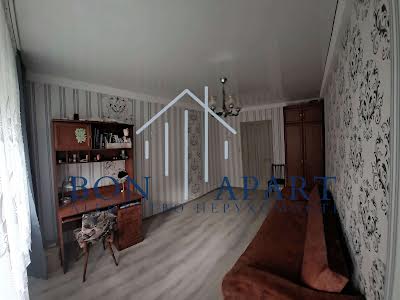 квартира за адресою Братів Малакових вул. (Бориса Житкова), 5