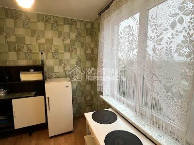 квартира за адресою Каденюка вул., 14