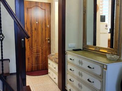 квартира за адресою Олександра Кониського вул. (Володарського), 10