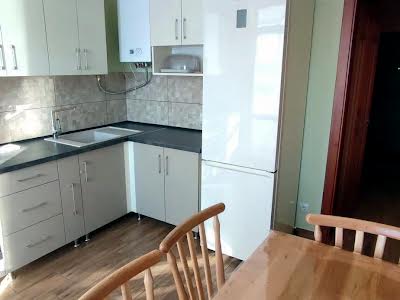 квартира за адресою Очеретяна вул., 31