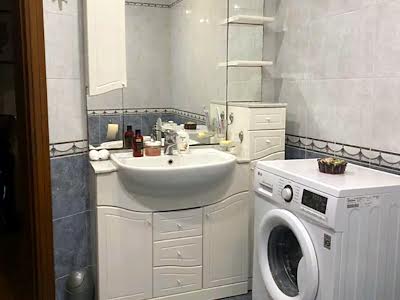 квартира по адресу Семьи Барвинских ул., 2