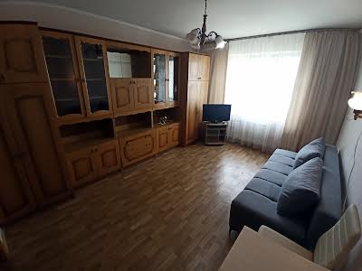 квартира за адресою Олександра Мишуги вул., 7