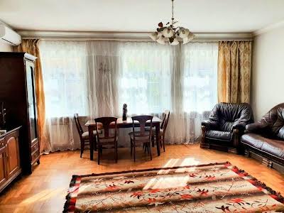 квартира за адресою Щекавицька вул., 7/10