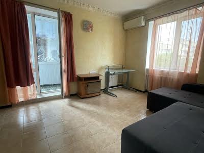 квартира за адресою Тополя-3 вул., 24