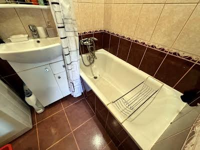 квартира за адресою котляревського, 20