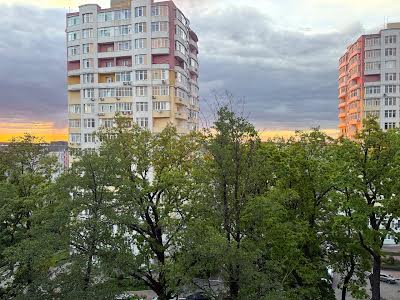квартира по адресу Миколи Сингаївського ул. (Ново-Оскольская), 8-К