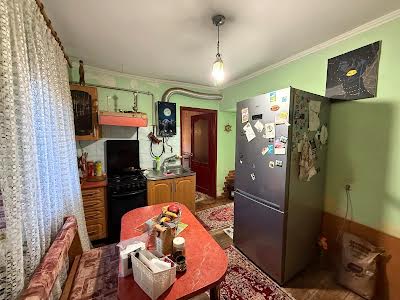 квартира за адресою Августина Волошина вул., 45