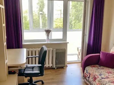 квартира за адресою Дніпро, Осіння вул., 14
