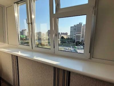квартира за адресою Ревуцького вул., 19/1
