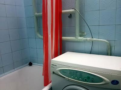 квартира за адресою Михайла Стельмаха вул., 12