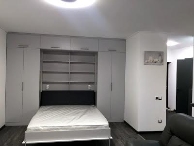 квартира за адресою Олени Пчілки вул., 3