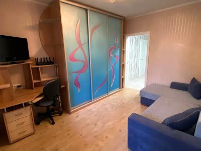квартира за адресою Академіка Заболотного вул., 88