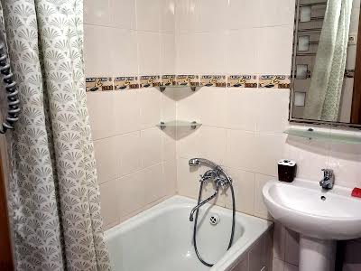 квартира за адресою Любомира Гузара просп. (Космонавта Комарова), 9-А
