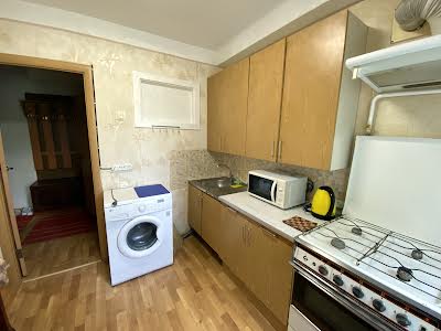 квартира за адресою Мілютенка вул., 18