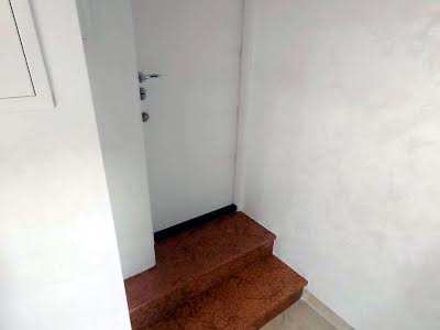 комерційна за адресою стрийська, 38