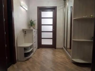 квартира по адресу Осенняя ул., 13